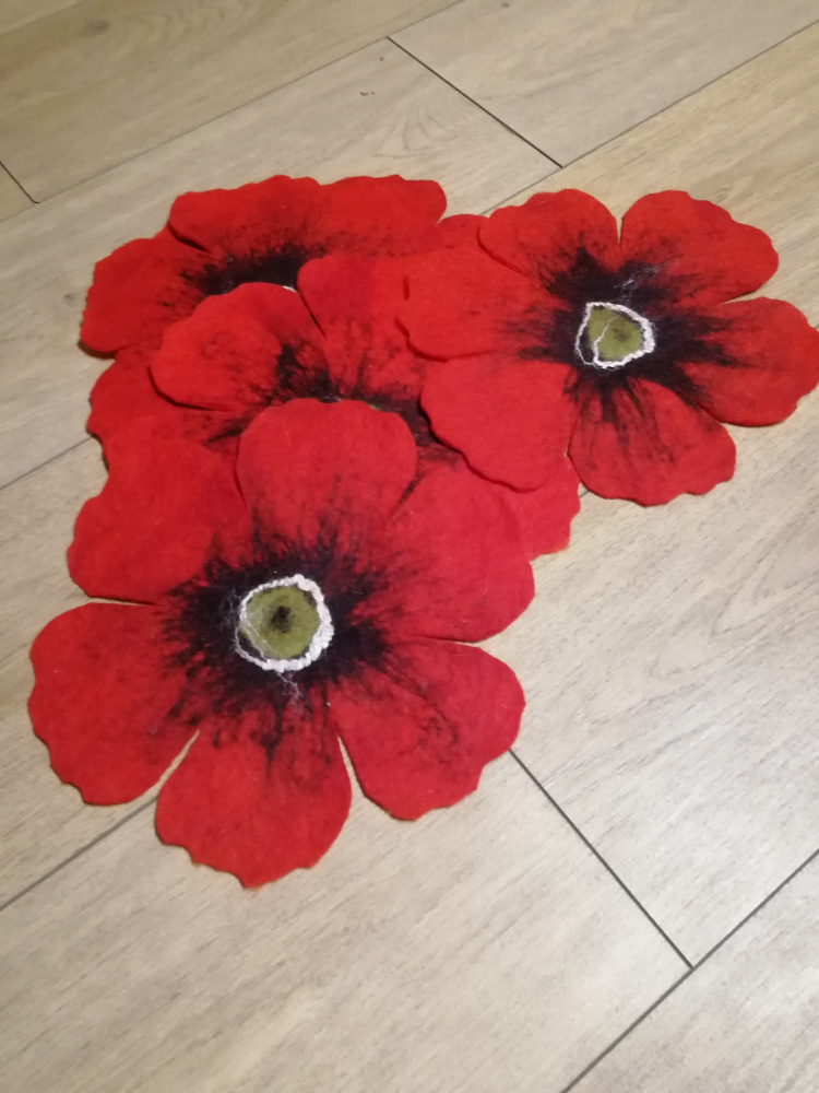 Veltos servetėlės"Raudoni žiedai"