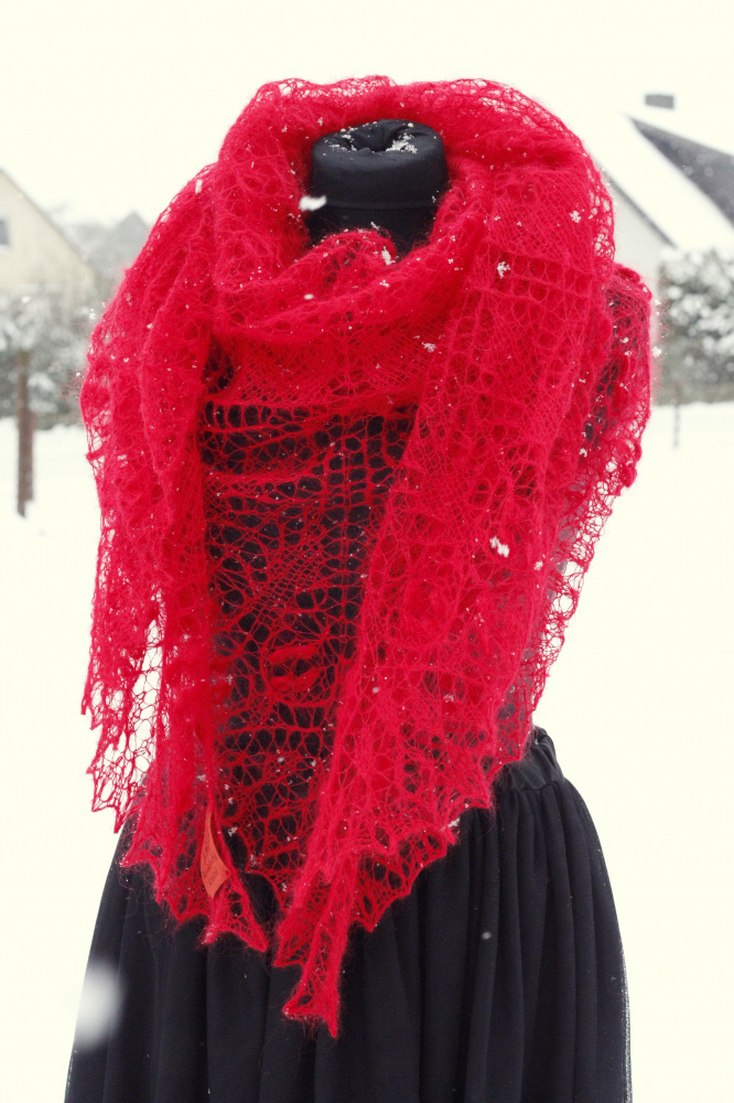 Shawl "Christmas Tales" 