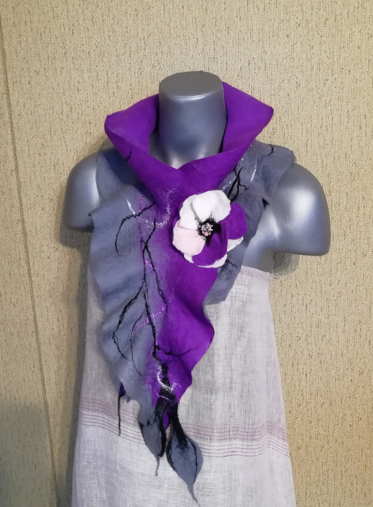 Veltas šalikas su sage pilkos-violetinės spalvos