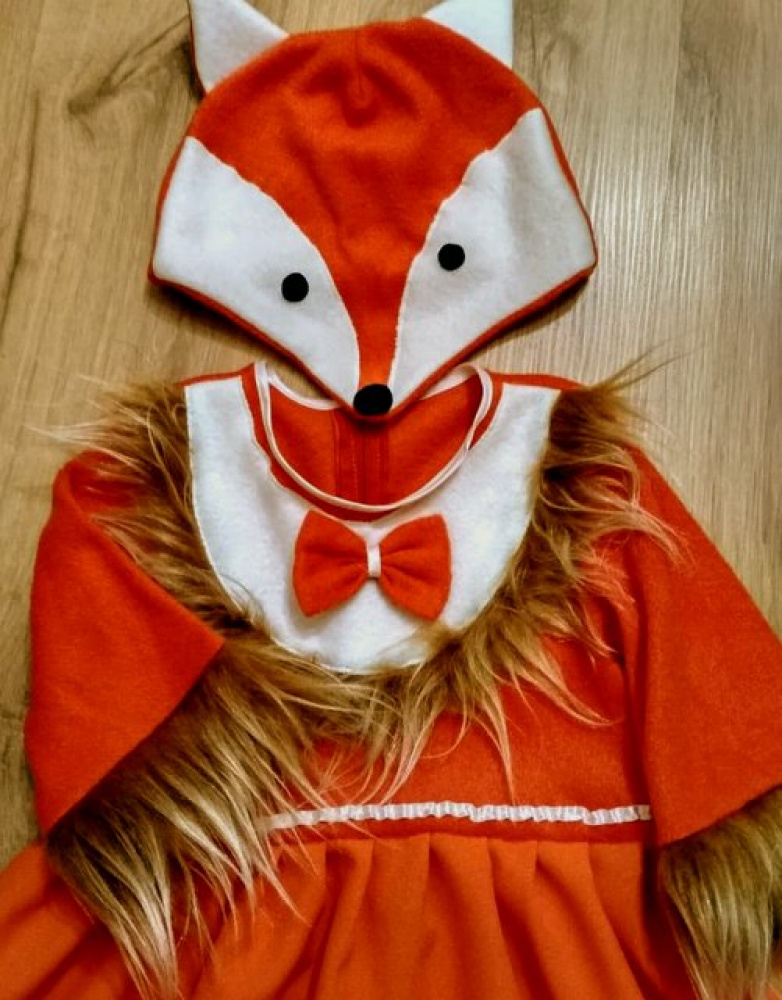 Fox carnival costume for a girl