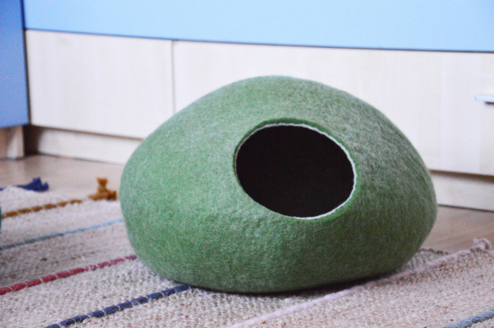 Olive green color pet bed picture no. 3