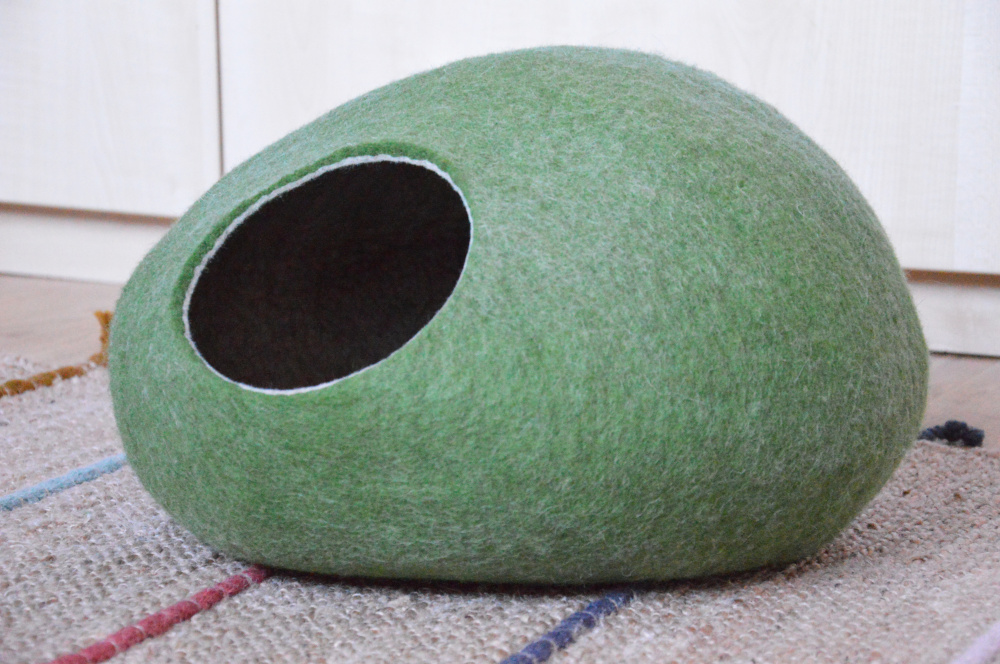 Olive green color pet bed picture no. 2