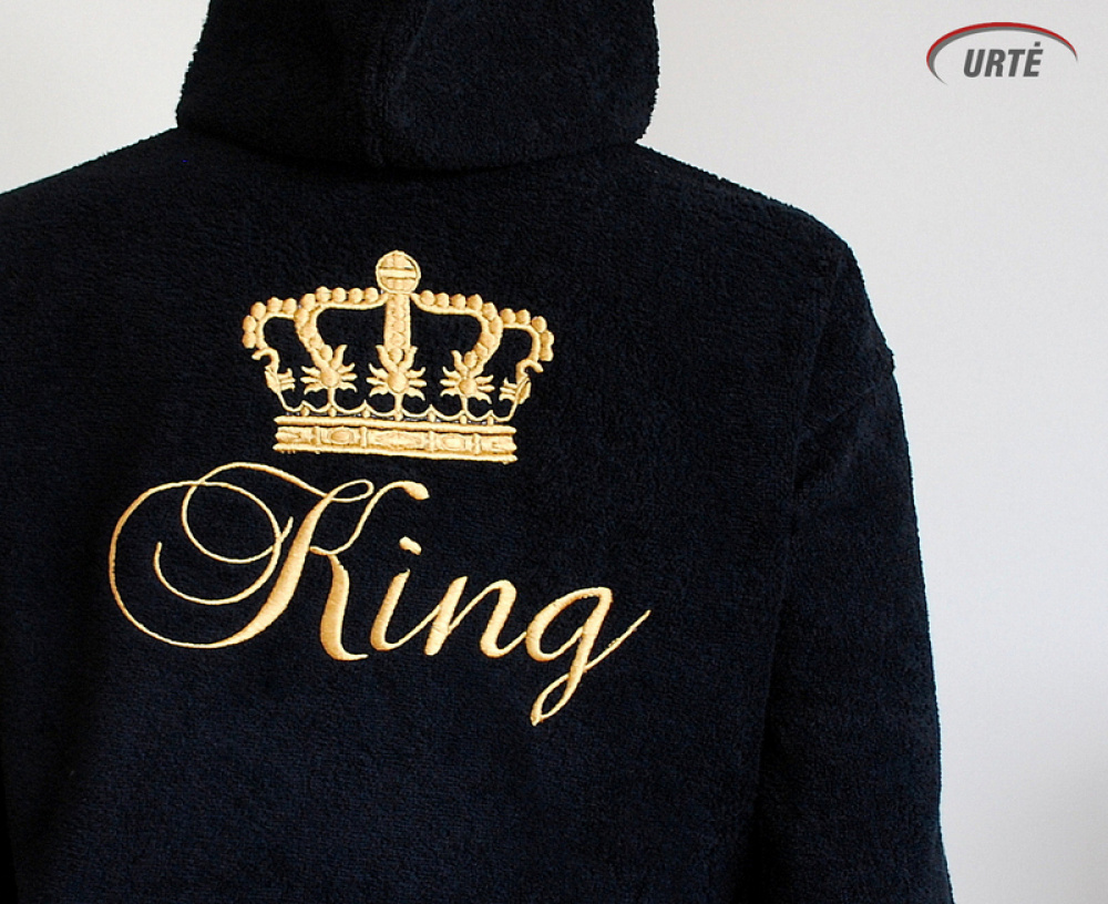 Siuvinėti chalatai porai - King ir Queen