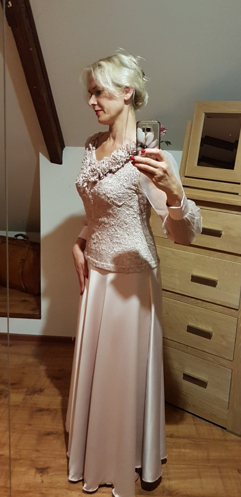 Puošni suknelė