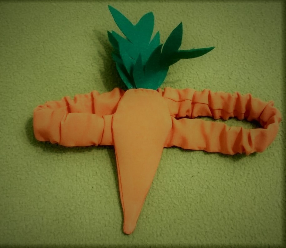 Carrot headband for kids