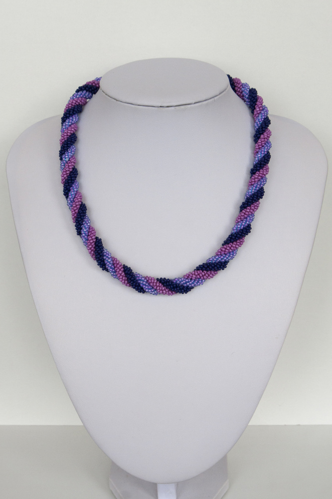 Tricolor necklace 