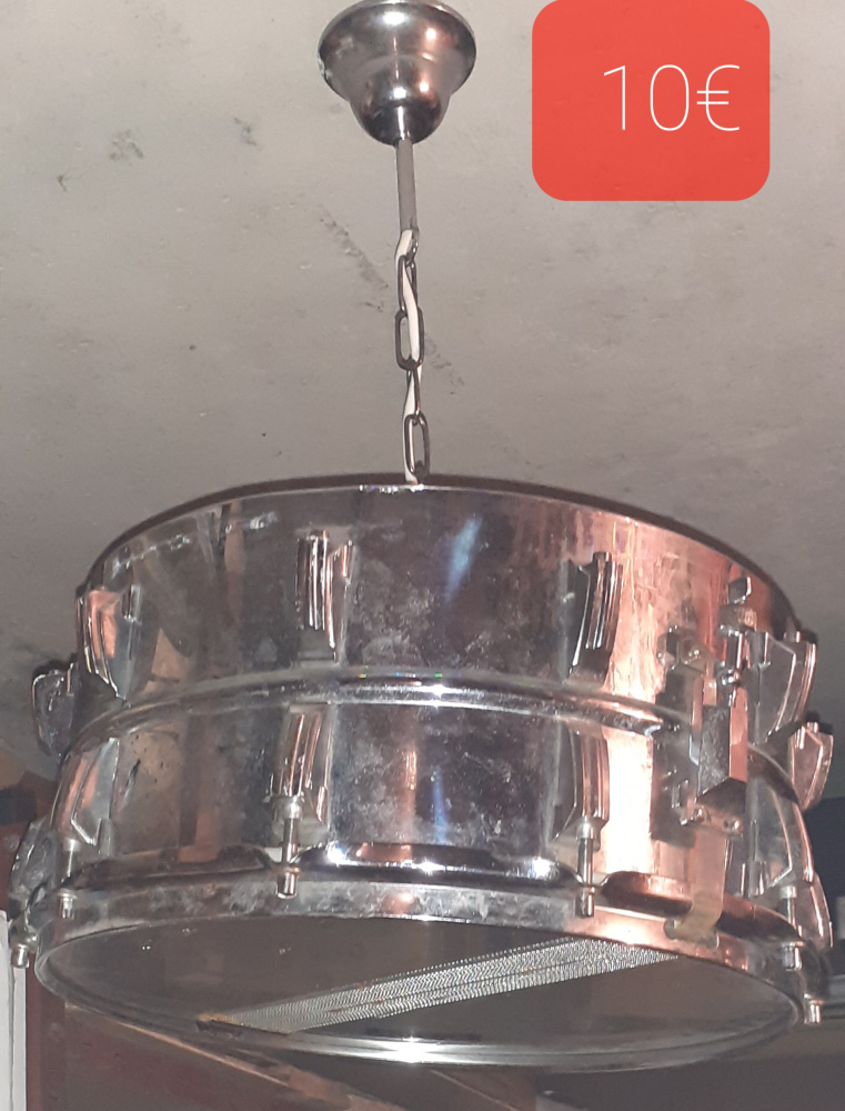 Drum lamp interior