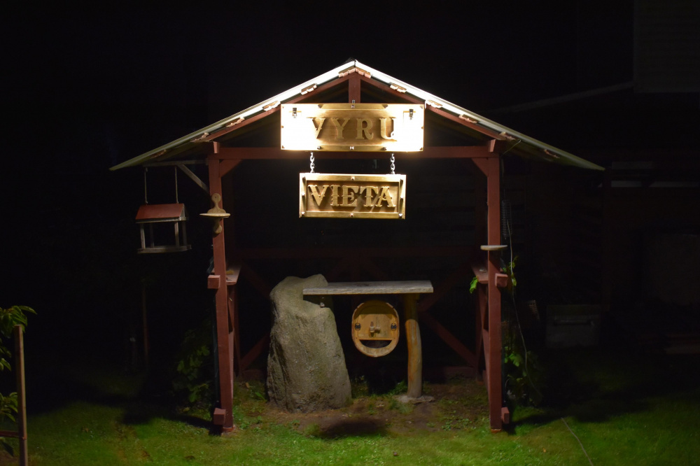 Signboard "Man's place" (Vyrų vieta)