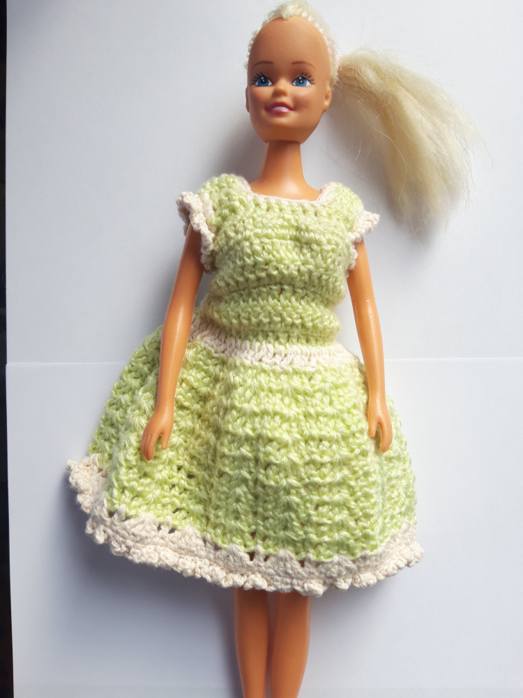 Light green dress for Barbie