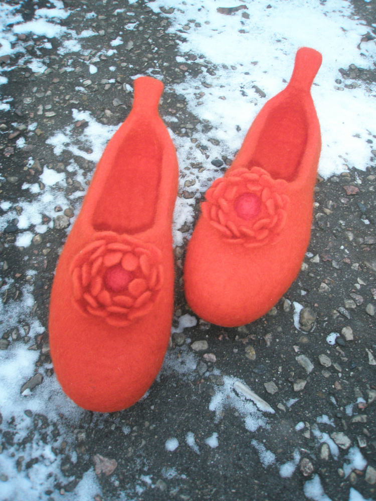 oranžines kambario šlepetės