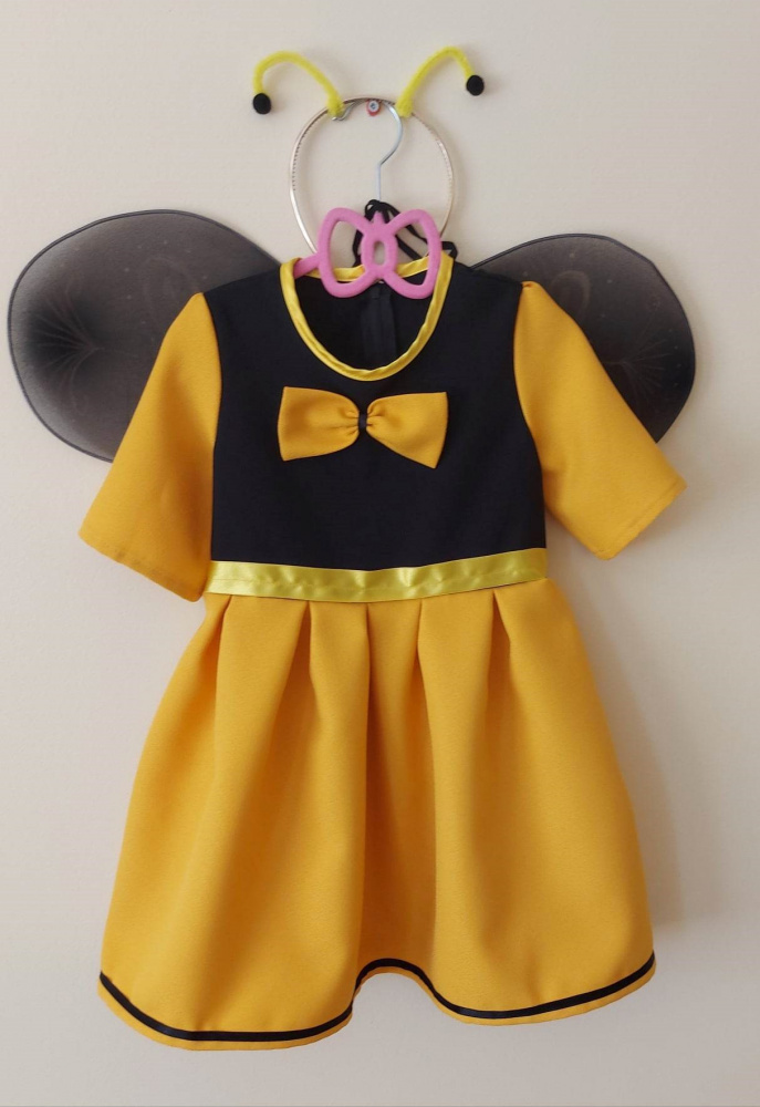 Bee carnival costume for a girls