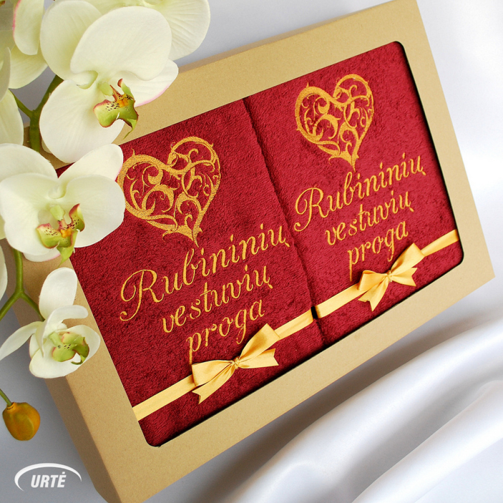 Dovana rubininių vestuvių proga