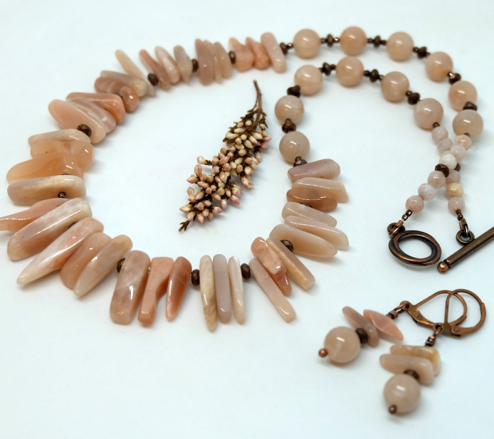 Sunstone necklace and earrings... necklace length approx. 43.5 cm ...