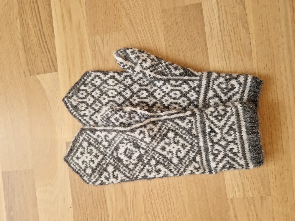Pirštinytės Nr29