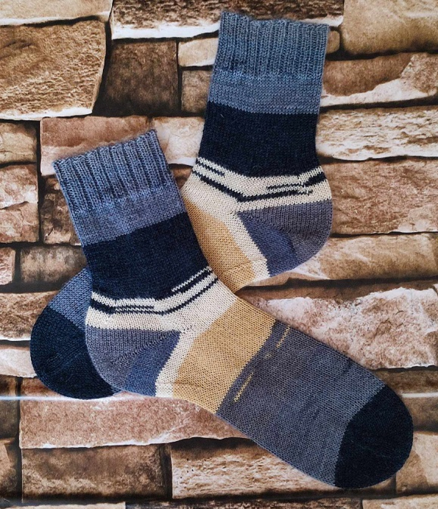 Handmade knitted woolen pattern socks