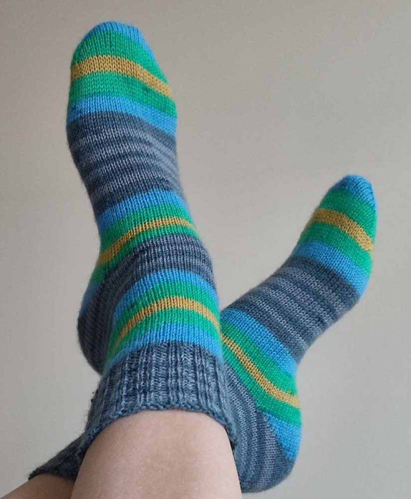 Handmade knitted woolen pattern socks