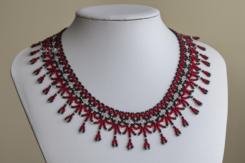 Necklace Merry