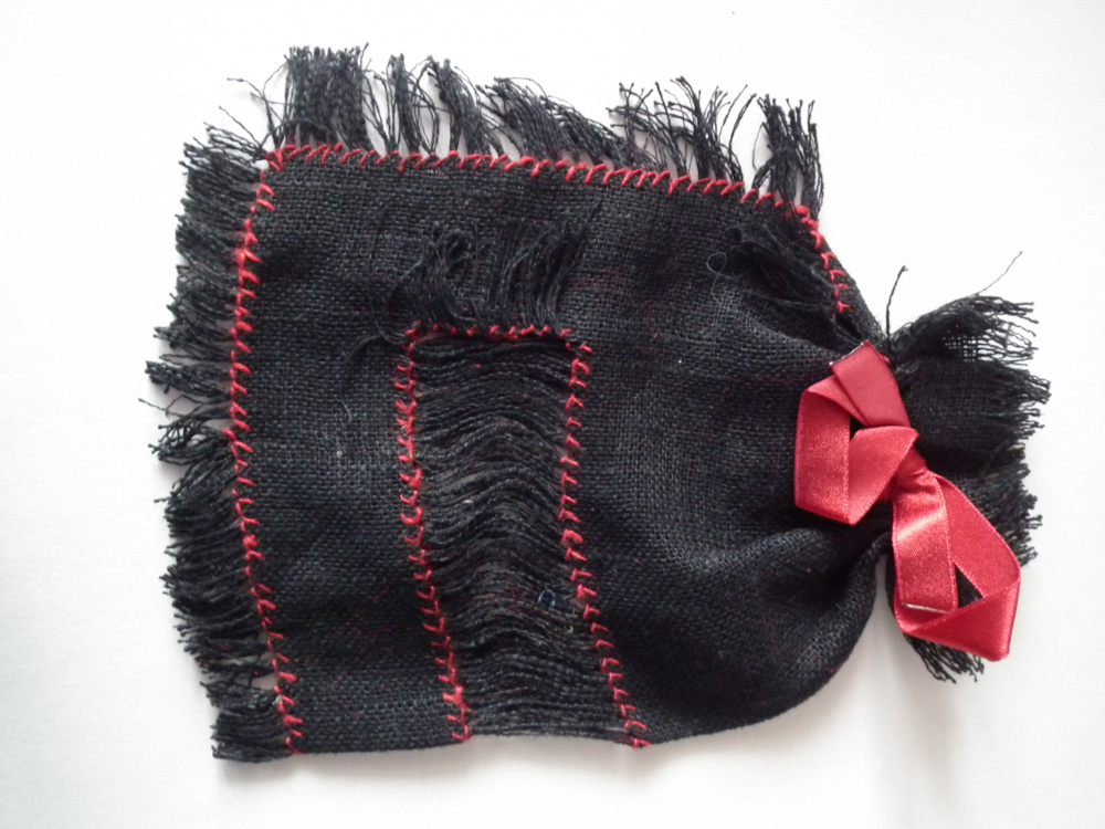 Gift bag "Black red"