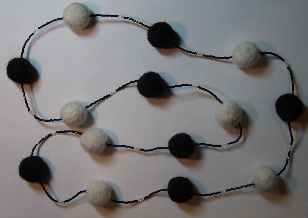 Black and white necklace