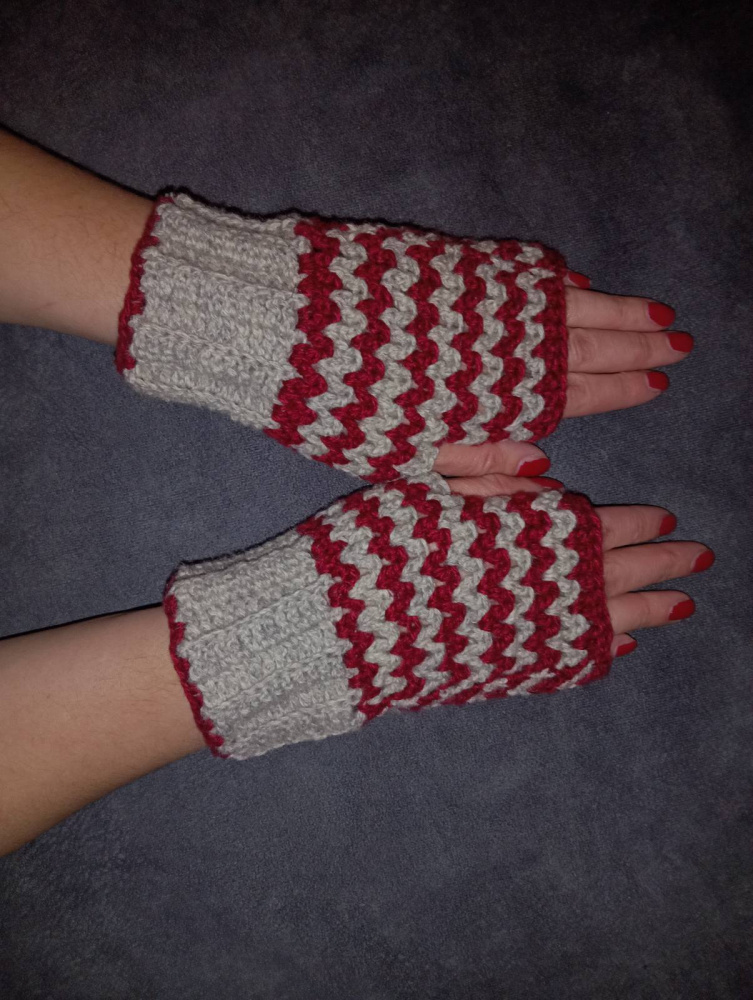 Gray-burgundy wristbands. Delicate, handmade crochet wristbands for adults