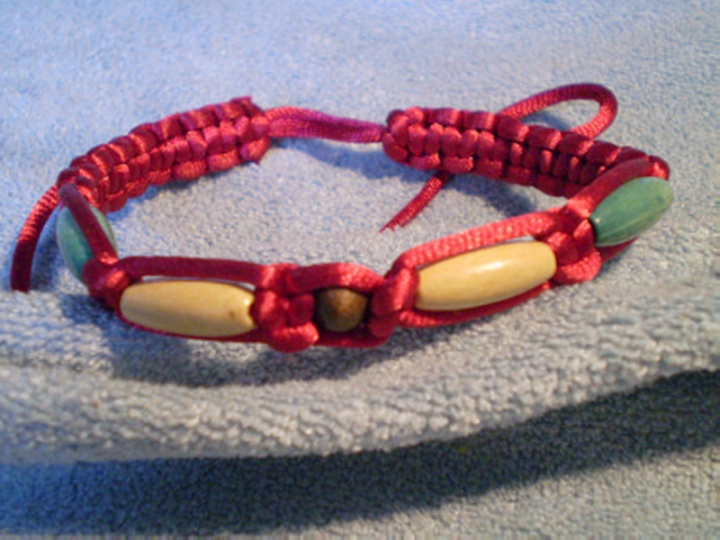 021stPint bracelet, wooden beads.