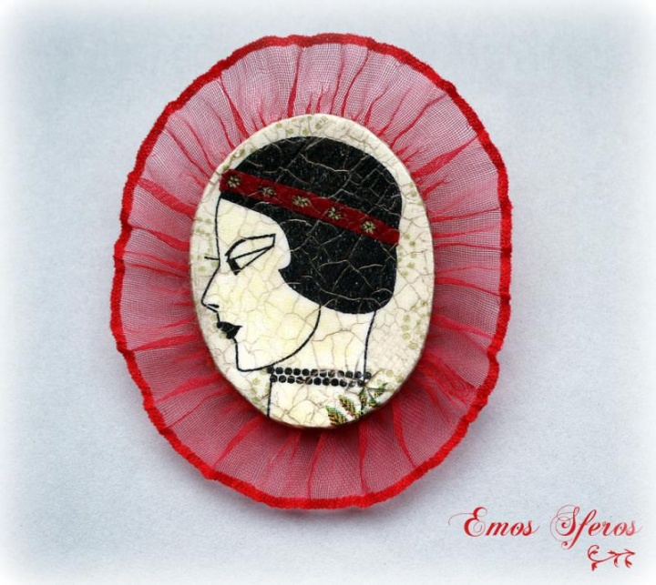 Brooch " Red Lady "