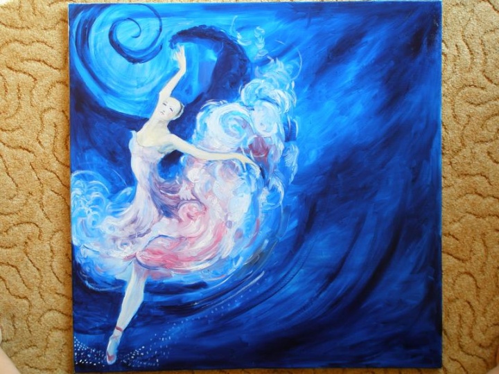 Dance in the moonlight