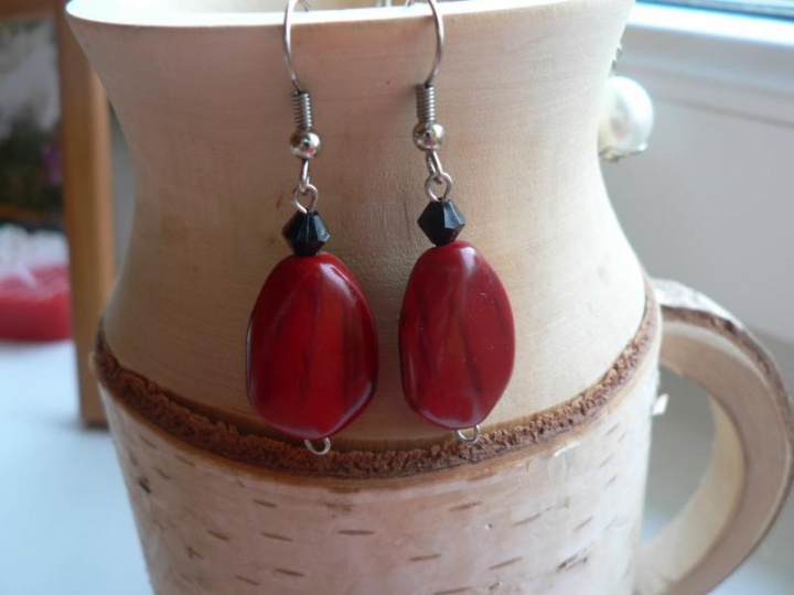 Black-red