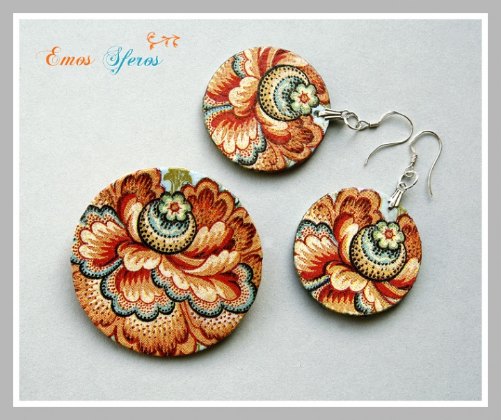 Spotted (earrings and brooch)