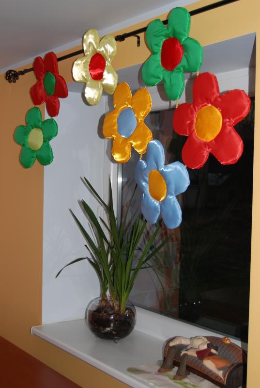 FLOWERS - Window Decor