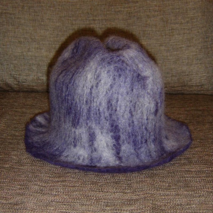 Violetinė pirtinukė
