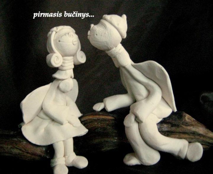 Pirmasis bučinys...
