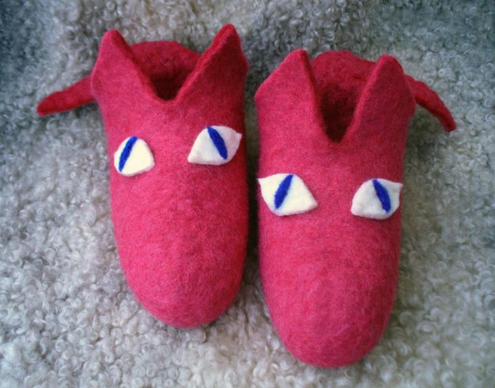 Children. Felt Boots " The Cat "