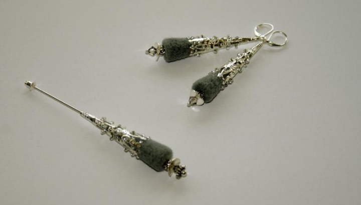 " & quot icicles;