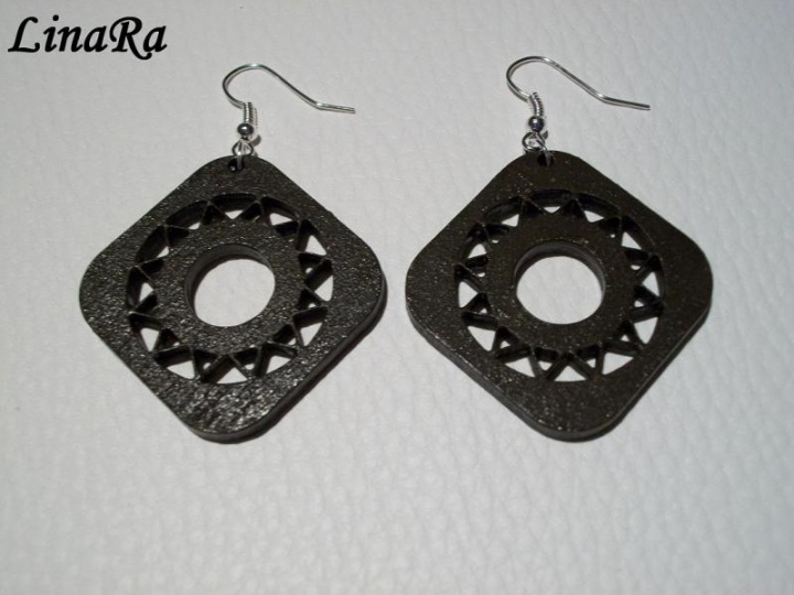 Brown cut earrings