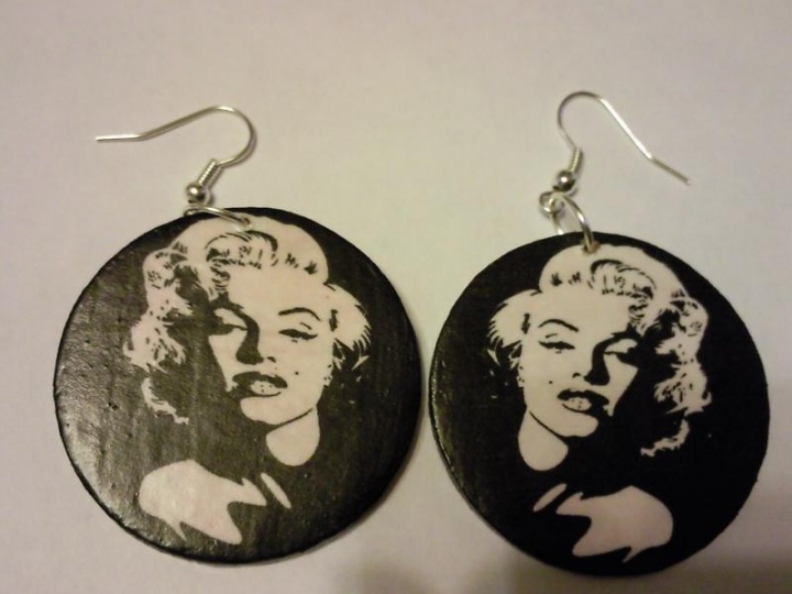 Earrings " Marilyn Monroe "