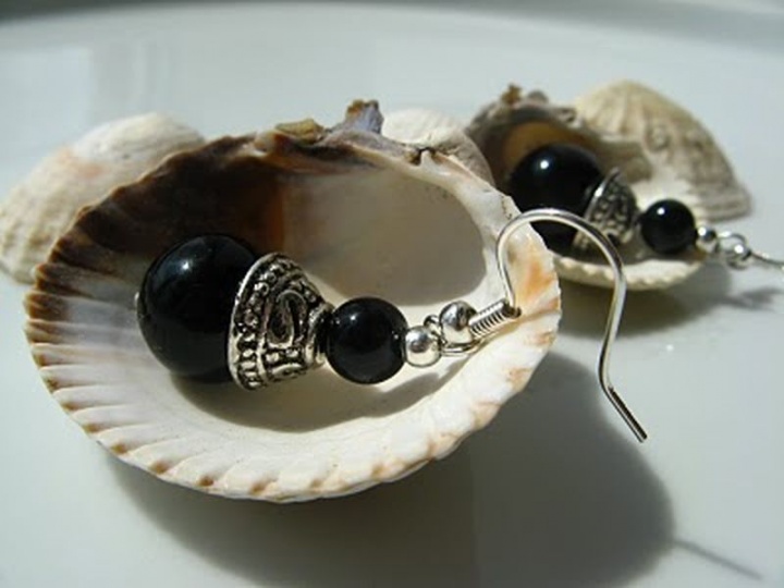 Black mazule