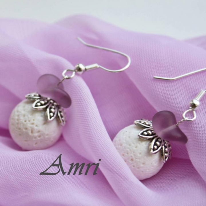 Perforations coral