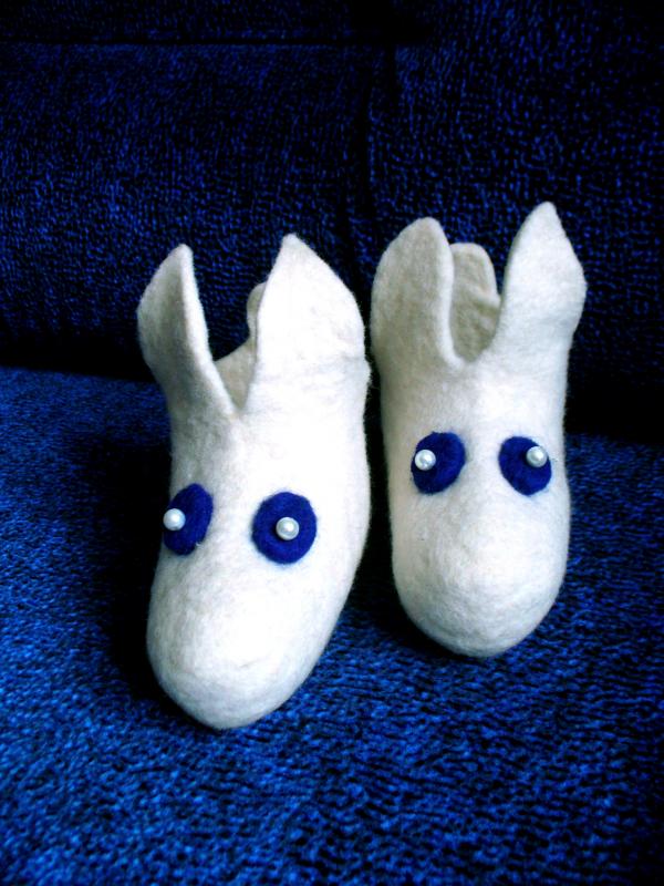 Felt shoes " Rabbits "