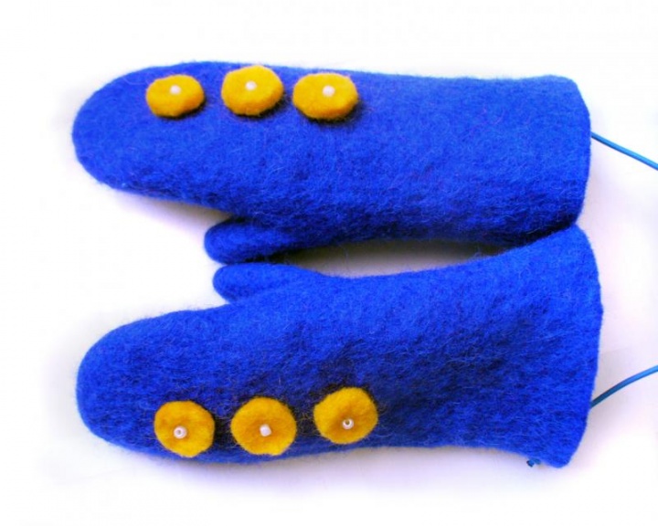 Gloves " Puppies "
