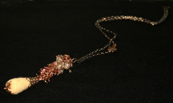 Beads " Rose "