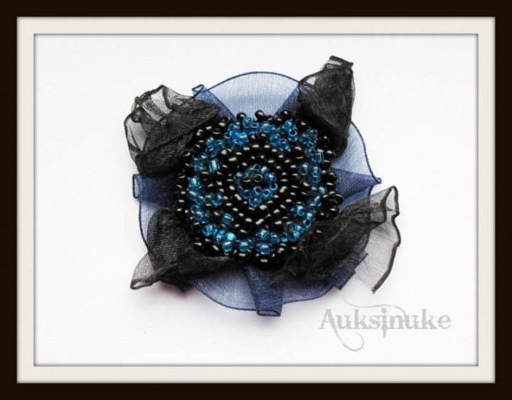 Black / Blue