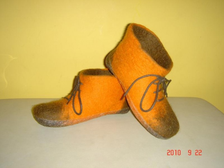Kids orange