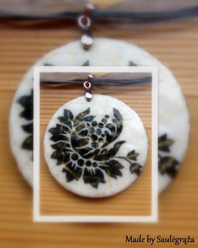Pendants " Black Flower "