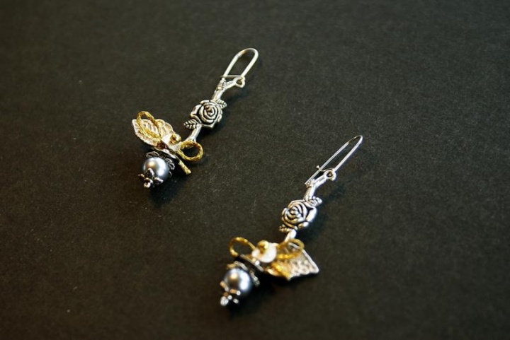 Earrings " Wild Rose " picture no. 2