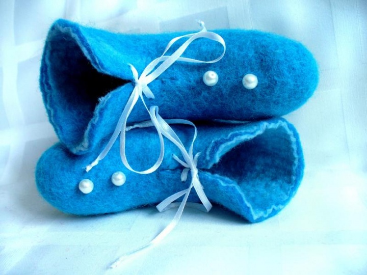 Felt shoes " Puppies "