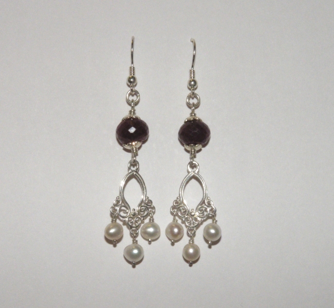 Silver earrings with pearls and ruby