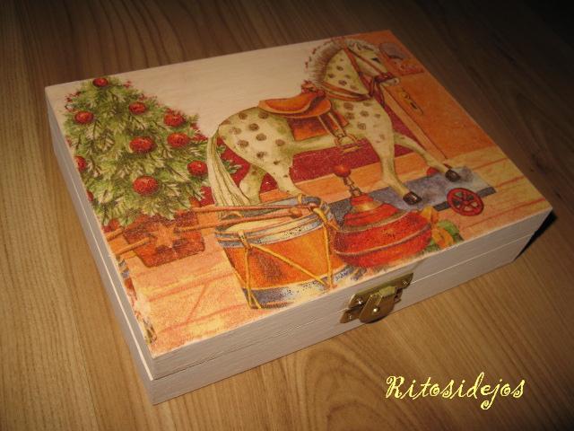 Christmas box wooden horses