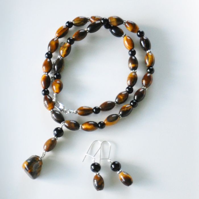 Eye of the Tiger and black agate set