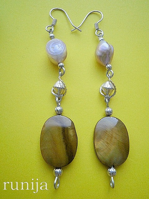 069th Pearl, sink.